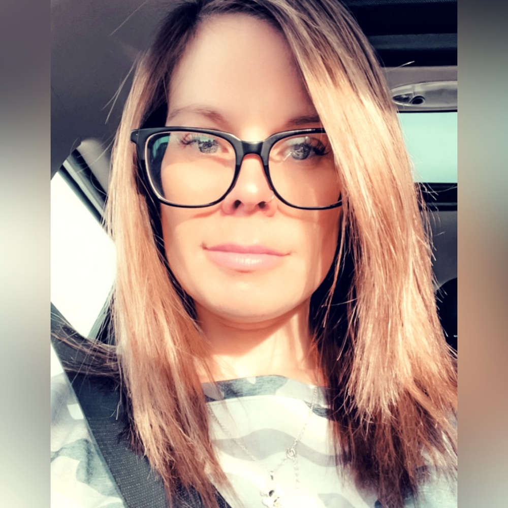 Meet your Posher, Leanne